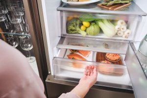 Lodówka Candy Candy CNCQ4T620DX Wolnostojący 409 l D Stal nierdzewna 28