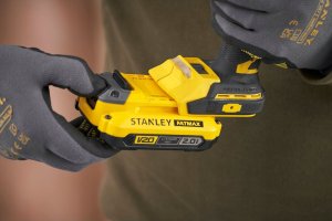 Stanley Zakrętarka SFMCF830D2K-QW 18 V 11