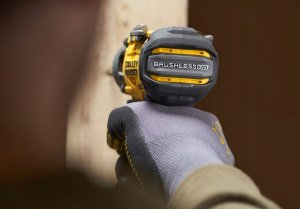 Stanley Zakrętarka SFMCF830D2K-QW 18 V 8