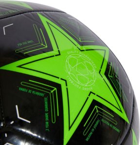 Adidas Piłka nożna adidas UCL Club zielona IX4067 3 4