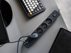 Listwa zasilająca Tracer Listwa zasilająca antyprzepięciowa TRACER Power Line+ mobile ready 1.5 m (4 gniazda + 1x USB A+ 1x Type C, PD20W) 10