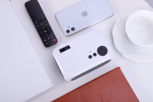 Projektor Heckermann Projektor rzutnik LED przenośny Heckermann M24 10