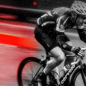 Alogy Lampka rowerowa Światło rowerowe Tylne czerwone LED pod siodełko Migająca lampa na rower tył 4