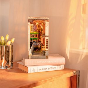 Robotime ROBOTIME Składany Drewniany Model LED - Book Nook Sakura Densya 5
