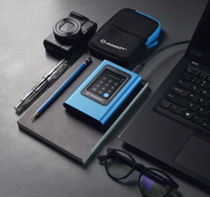 Dysk zewnętrzny SSD Kingston IronKey Vault Privacy 80 7.68TB Niebieski (IKVP80ES/7680G) 9