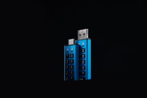Pendrive Kingston IronKey Keypad 200, 512 GB  (IKKP200/512GB) 8