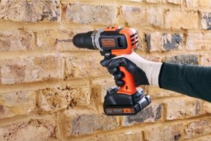 Zestaw elektronarzędzi Black&Decker BLACK+DECKER cordless impact drill BCKSB02, 18Volt (orange/black, Li-ion battery 1.5Ah, storage box, 62-piece accessory set) 1