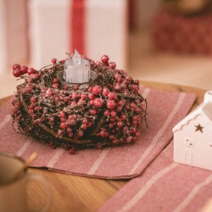 Christmas Gifts ŚWIECA DEKORACYJNA 5x11CM ZDOBIONA LED 6