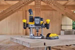 Frezarka Dewalt 18 V 11