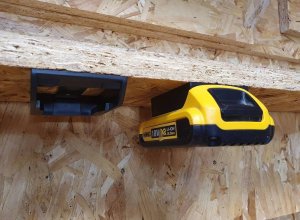 StealthMounts Uchwyty do baterii akumulatorów DeWALT XR 18V 20V zestaw 6 sztuk StealthMounts 4