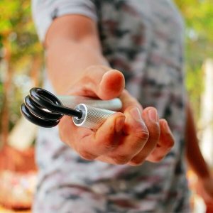 Springos Ściskacz do rąk metalowy, opór 45 kg do ćwiczeń dłoni UNIWERSALNY 2