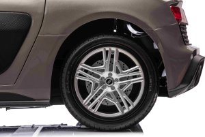 1PUNKT Pojazd Audi Spyder R8 LIFT Szary 13