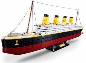 Sluban  Zestaw klocków Titanic 2401 el. 4