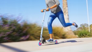 Hulajnoga Razor Hulajnoga dla dzieci Razor Model A Holographic 8