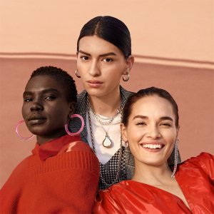 Bobbi Brown Bobbi Brown, Skin Longwear, Paraben-Free, Matte Finish, Liquid Foundation, C-046, Cool Beige, SPF 20, 40 ml For Women 4