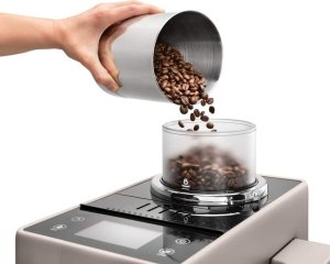 Ekspres ciśnieniowy DeLonghi Rivelia EXAM440.35.BG 3