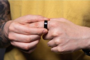 Smart Ring OEM R8- ceramiczny ze stacją ładującą rozmiar 15,4mm czarny 9