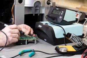 Weller Weller T0053298391 stacja lutownicza WE1010 i Zestaw osłon Zero Smog 70W 5