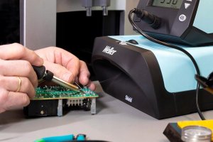 Weller Weller T0053298391 stacja lutownicza WE1010 i Zestaw osłon Zero Smog 70W 7