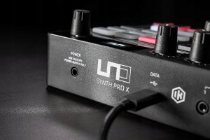IK Multimedia IK Multimedia UNO Synth Pro X - Syntezator analogowy parafoniczny 5