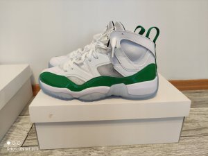 Jordan  Jordan Jumpman Two Trey DO1925-130 białe 44,5 2