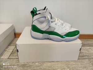 Jordan  Jordan Jumpman Two Trey DO1925-130 białe 44,5 4