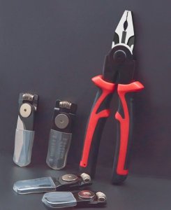 SHOPUJ.PL WIELOFUNKCYJNE URZĄDZENIE MULTITOOL SEKATOR KOMBINERKI MIX 4