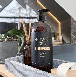 CS Online Body wash 1 litter bottle 1