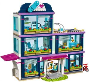 LEGO Friends Szpital w Heartlake (41318) 3