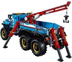 LEGO Technic Terenowy holownik 6x6 (42070) 4