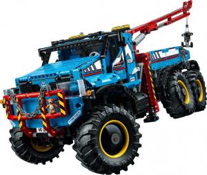 LEGO Technic Terenowy holownik 6x6 (42070) 7