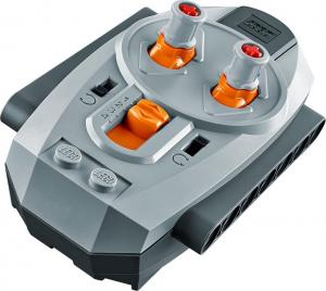 LEGO Technic Terenowy holownik 6x6 (42070) 10