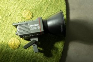 Lampa studyjna Amaran Amaran 200d S 23