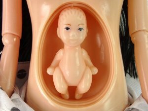 LeanToys Lalka Dla Dzieci W Ciąży Biała Sukienka 1