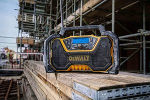 Radio budowlane Dewalt RADIO BUDOWLANE DAB+/FM XR 18/54V 0*AH 2