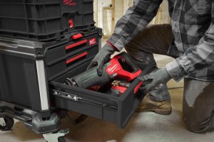 Milwaukee MILWAUKEE PACKOUT SKRZYNIA Z 3 SZUFLADAMI 7