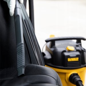 Dewalt DXVA13-0801 Zestaw narzędzi do sprzątania samochodu 7