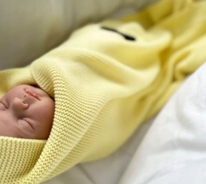 LullaLove Bambusowy kocyk cytryna 80x100 cm Lullalove 2