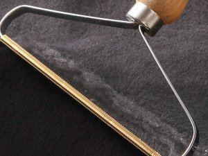 Golarka do ubrań Verk ręczna do sierści zmechaceń 10