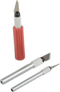 Verk Nóż nożyk modelarski skalpel 13 ostrzy etui zestaw Nóż nożyk modelarski skalpel 13 ostrzy etui zestaw 6