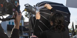 Lampa studyjna Amaran Lampa LED 100d S 8