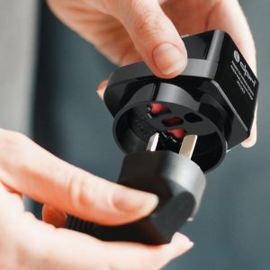 DPM ADAPTER PODRÓŻNY Z WTYK USA - GNIAZDO PL POLSKIE 9