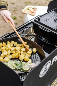 Patelnia Petromax Grillowa Patelnia Żeliwna Petromax 30 cm 3