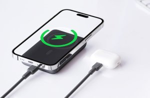 Aukey Powerbank magnetyczny PB-MS01, 6700mAh, 15W (czarny) 5