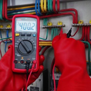 Unit ML Miernik uniwersalny Uni-T UT892 6