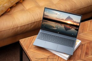 Laptop HP Laptop HP Pavilion 15-eh3003nx / 824G1EA / AMD Ryzen 7 / 16GB / SSD 512GB / AMD Radeon / FullHD / Win 11 / Niebieski 9