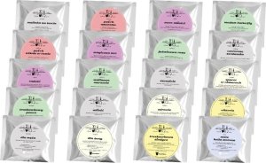 Cup&You Zestaw prezentowy Big Box ŚLubny- Zestaw herbat z okazji Ślubu: 20 saszetek - 20x 5g z herbatą o różnych smakach, Matowe kubki z zaparzaczem biały i czarny, świeca sojowa bukiet piwonii, herbata 7