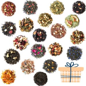 Cup&You Big Box Tea gift set - bogaty zestaw herbat sypanych. Świeca sojowa oraz kubki z zaparzaczem i pokrywką to idealna kompozycja prezentowa, która zaskoczy i sprawi radość osobie obdarowanej 8