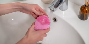 Humanas HUMANAS Aura Foam Szczoteczka soniczna do pielęgnacji twarzy różowa 6