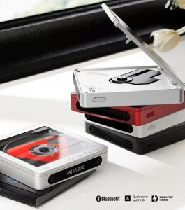 Odtwarzacz CD FiiO FiiO DM13 BT - silver - Przenośny odtwarzacz CD z Bluetooth 5